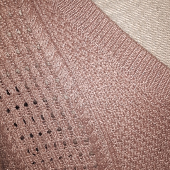 Torrid sweater perfect for Valentine’s day - Picture 2 of 7